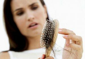 hair-brush-loss-410x290_0 (1)